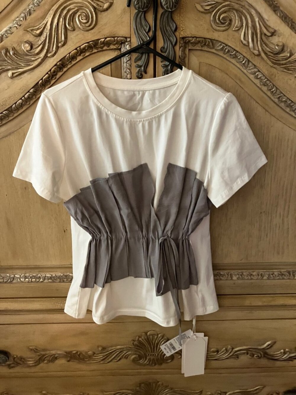 UNIQUE Corset Illusion Tee Shirt - ASIAN XL - RUNS SMALL- NWT